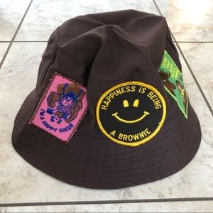 Brownie Hat and Sash (Girl Guides of Canada)